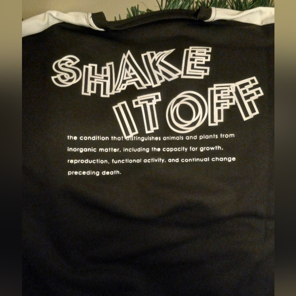 Size xl mens shake it off sweatshirt and pants - Picture 8 of 14
